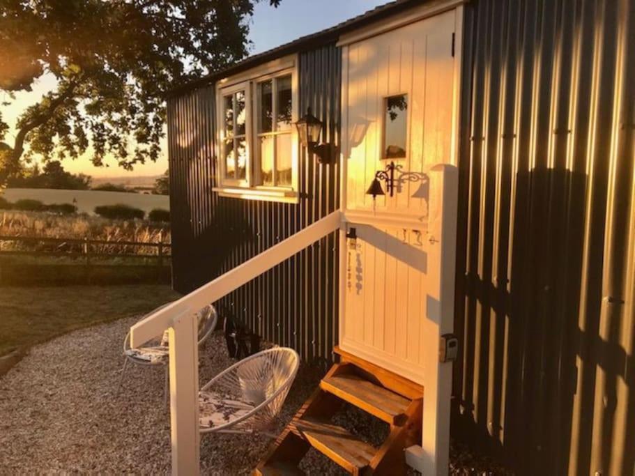 Апартаменты The Humble Hut Вулер Экстерьер фото